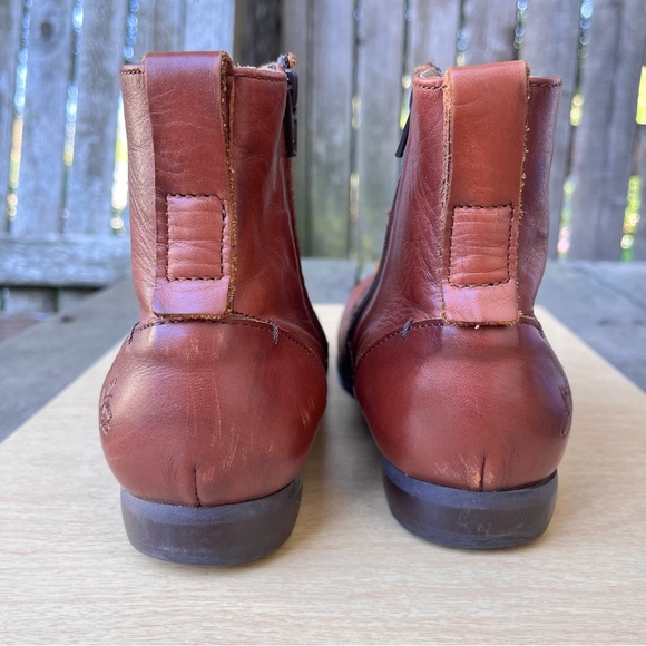 John Fluevog Conga Leather Ankle Boots In Cognac Brown Sz 6.5 - Picture 8 of 16